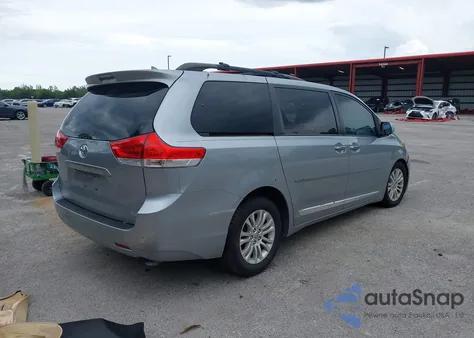 2013 Toyota Sienna Xle V6 8 Passenger from USA, damaged, VIN 5TDYK3DCXDS362679